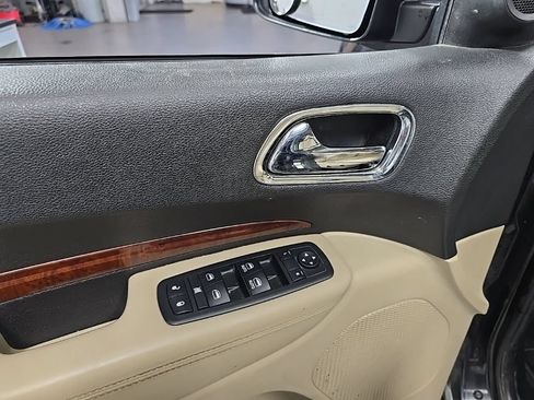 Used 2013 Dodge Durango Citadel w/ Mopar Chrome Appearance Group AWD/4WD image 14