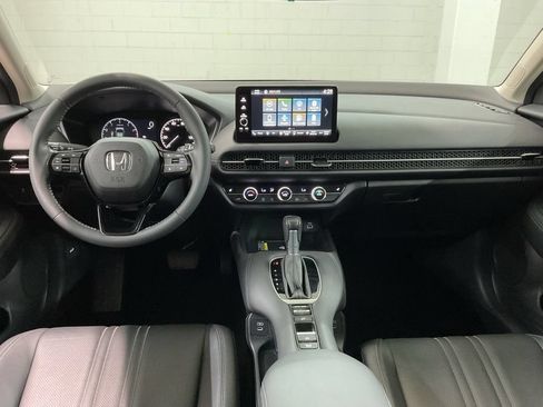 Used 2024 Honda HR-V EX-L image 6