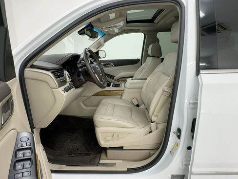 Used 2017 GMC Yukon Denali w/ Open Road Package image 5