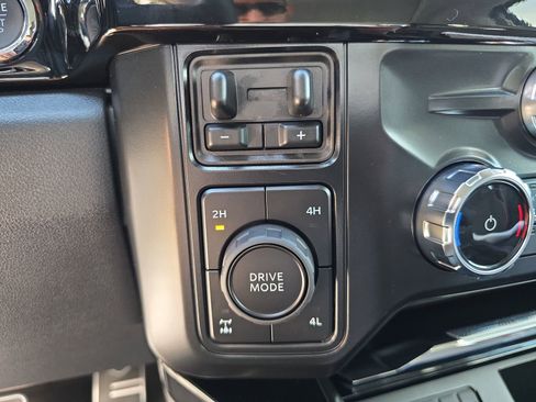 New 2026 Ford F250 Lariat w/ Black Appearance Package AWD/4WD image 20