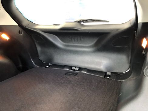 Used 2019 Jeep Compass Limited AWD/4WD image 10