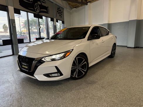 Used 2020 Nissan Sentra SR w/ Trunk Package image 3