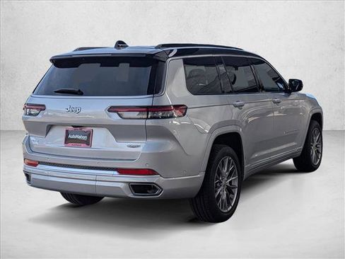 New 2025 Jeep Grand Cherokee L Summit image 2