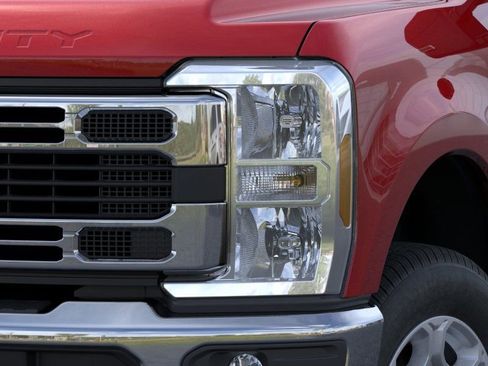 New 2026 Ford F250 XLT w/ 360-Degree Camera Package AWD/4WD image 18