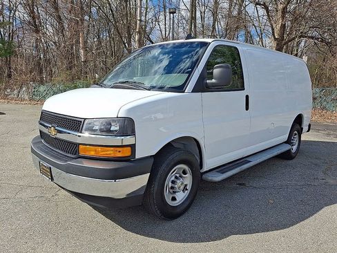 Used 2024 Chevrolet Express 2500 w/ Driver Convenience Package image 3
