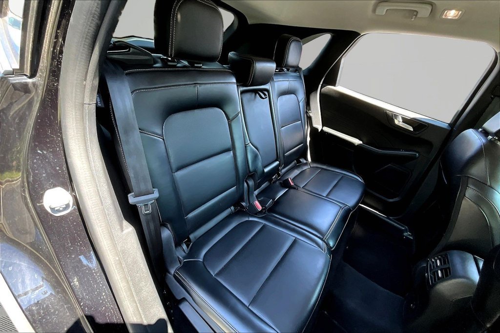 Used 2024 Ford Escape Platinum AWD/4WD image 25