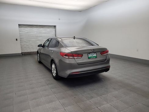 Used 2018 Kia Optima LX FWD image 5