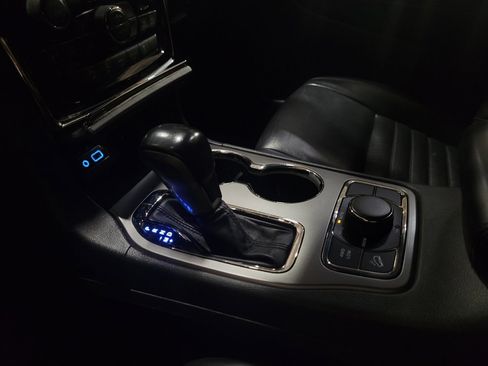 Used 2020 Jeep Grand Cherokee Limited X AWD/4WD image 26