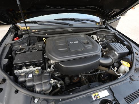 Used 2017 Jeep Grand Cherokee Limited image 32