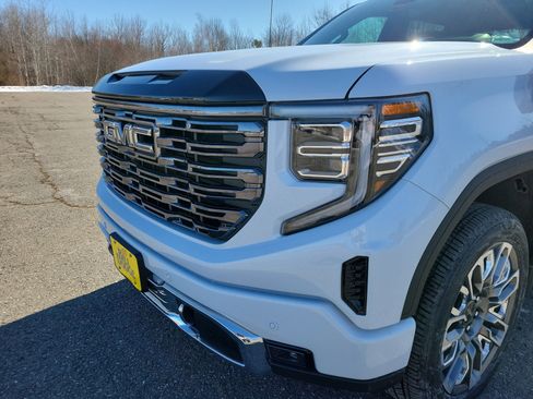 New 2026 GMC Sierra 1500 Denali Ultimate image 14