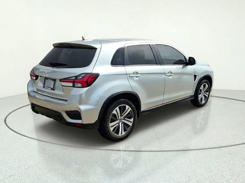 Used 2022 Mitsubishi Outlander Sport SE FWD image 6
