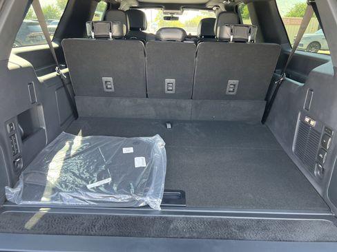 New 2025 Lincoln Navigator L Reserve w/ Jet Appearance Package image 31