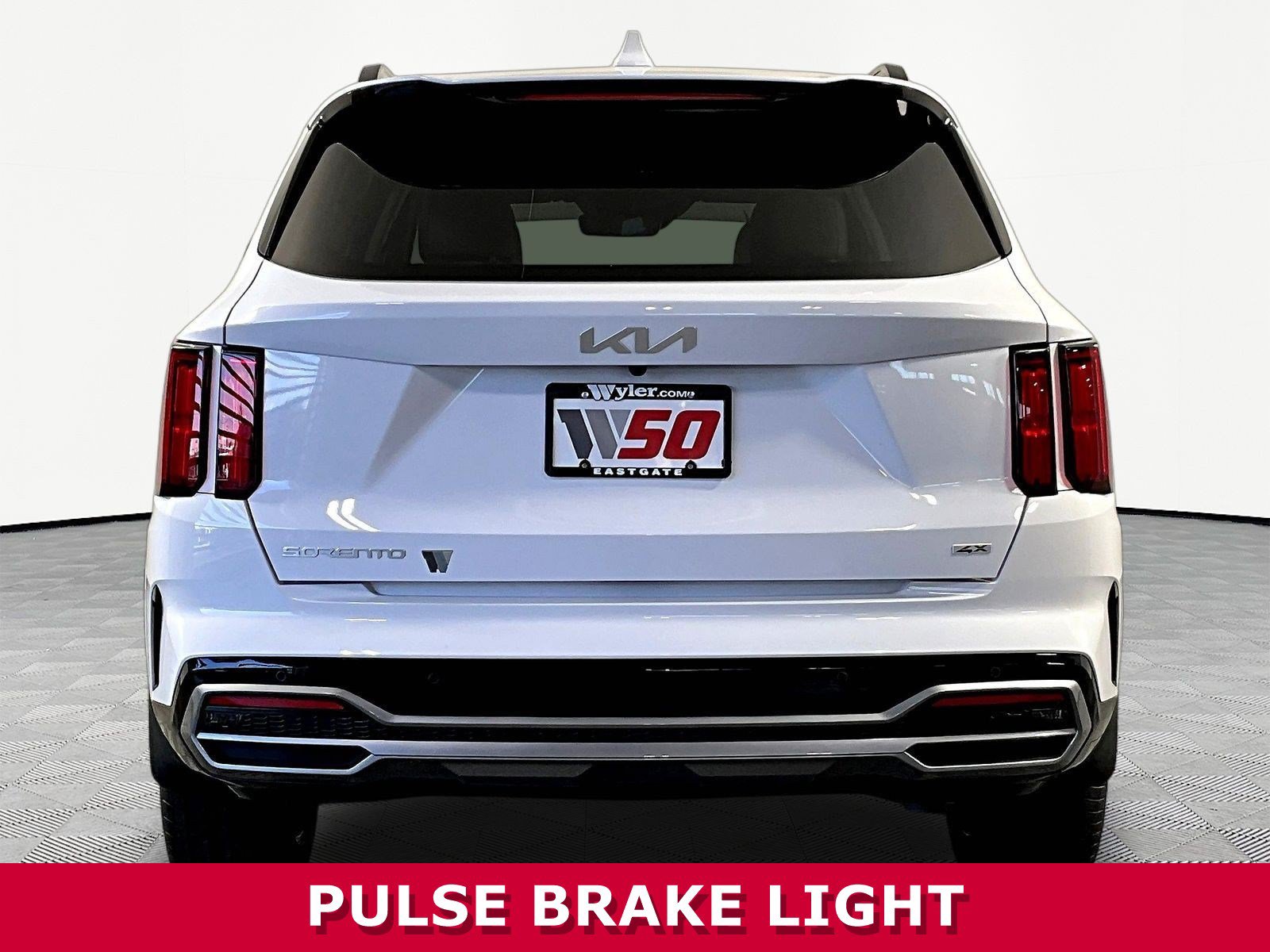 Used 2023 Kia Sorento SX AWD/4WD image 5