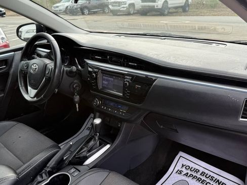 Used 2016 Toyota Corolla S FWD image 16