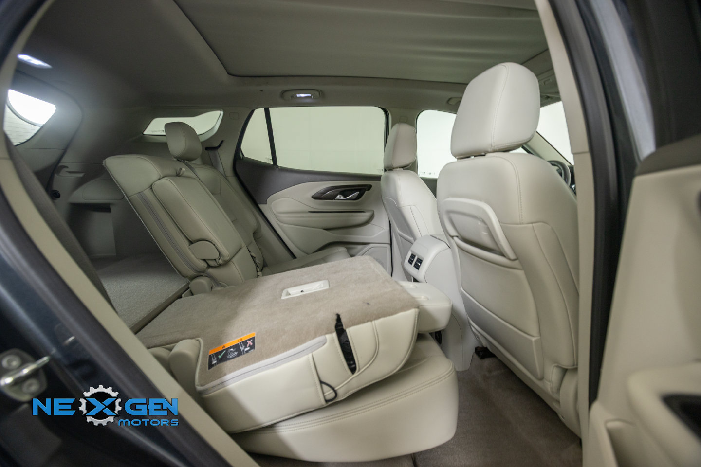 Used 2018 GMC Terrain Denali w/ Advanced Safety Package FWD image 41