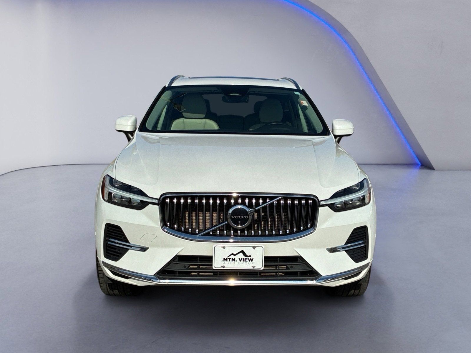 Used 2023 Volvo XC60 T8 Plus AWD/4WD image 8