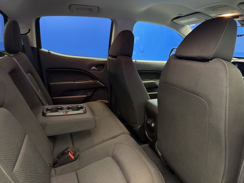 Used 2019 Chevrolet Colorado LT w/ LT Convenience Package AWD/4WD image 24