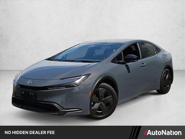 Used 2025 Toyota Prius LE FWD image 1