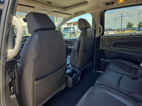 Used 2018 Honda Odyssey EX-L image 17