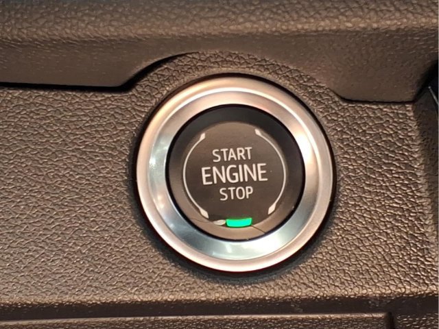 Used 2025 Chevrolet Traverse RS w/ LPO, Floor Liner Package AWD/4WD image 23