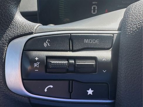 Used 2025 Kia K5 LXS image 16