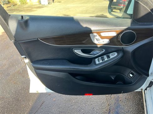 Used 2018 Mercedes-Benz C 300 C 300 image 19