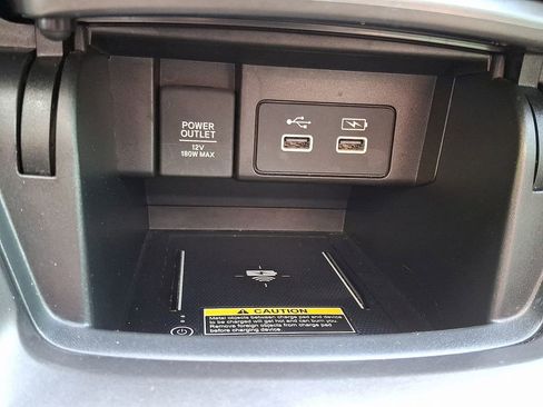 Used 2022 Honda Accord Touring image 28