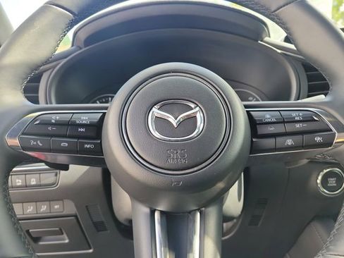 Certified 2026 MAZDA MAZDA3 Hatchback w/Premium Plus Pkg AWD/4WD image 20