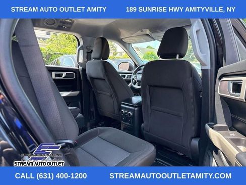 Used 2022 Ford Explorer XLT AWD/4WD image 23