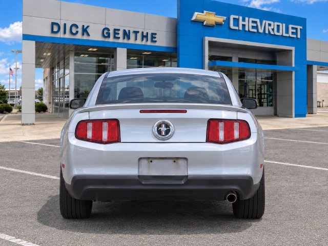Used 2012 Ford Mustang Coupe RWD image 6