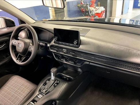 Used 2023 Honda HR-V LX image 14