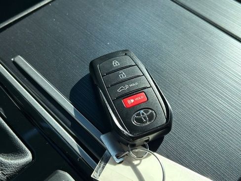 Used 2025 Toyota Tundra Platinum image 50