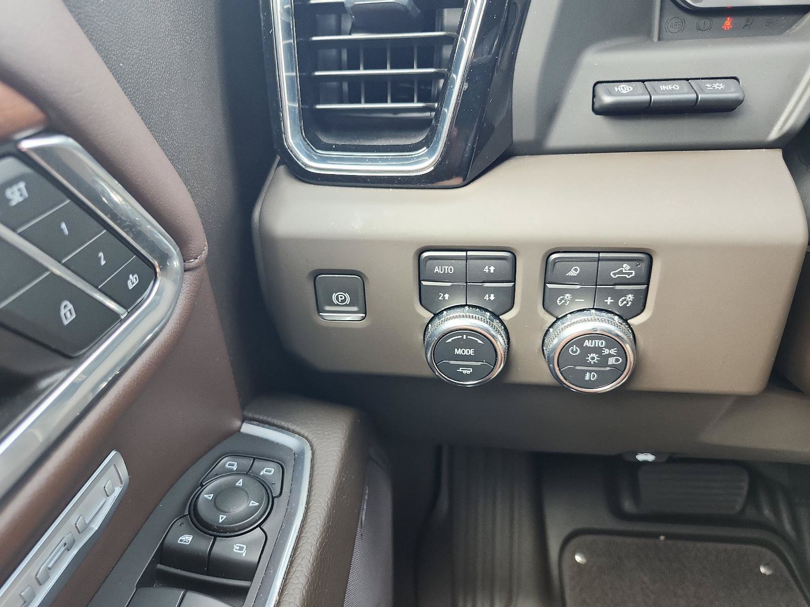 Certified 2023 GMC Sierra 1500 Denali w/ Denali Reserve Package AWD/4WD image 26