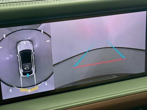 New 2025 Porsche Cayenne Coupe image 20