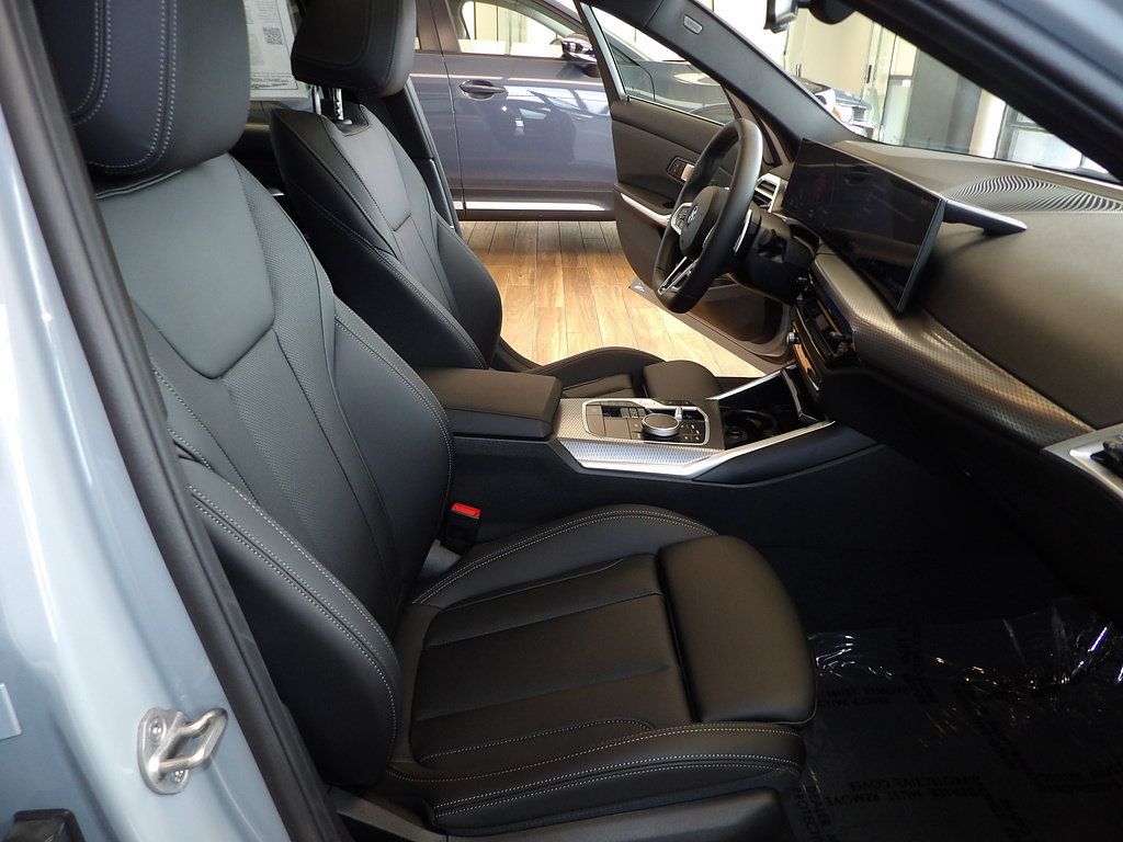 Used 2026 BMW 330i xDrive Sedan w/ M Sport Package AWD/4WD image 14