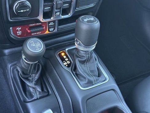 New 2026 Jeep Wrangler Unlimited Rubicon image 27