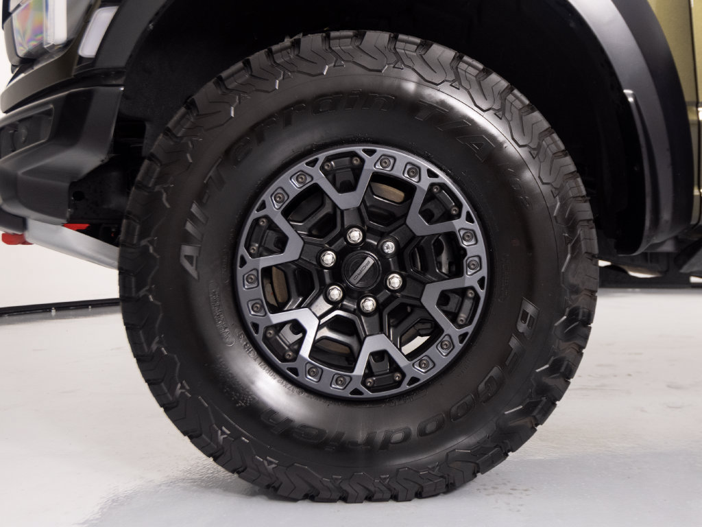 Used 2026 Ford F150 Raptor w/ Equipment Group 803A Raptor R AWD/4WD image 10
