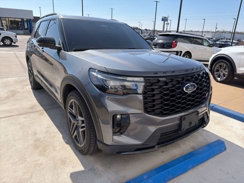 Used 2025 Ford Explorer ST w/ Sun And Sound Package image 3