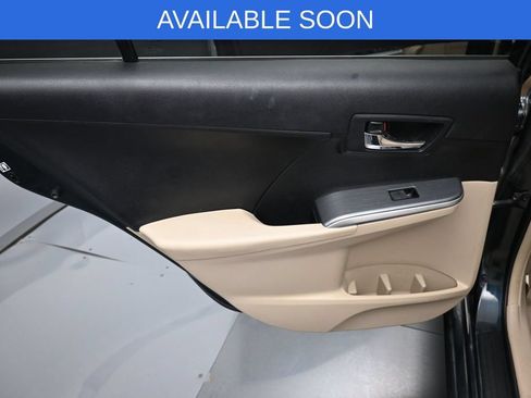Used 2014 Toyota Camry LE FWD image 27
