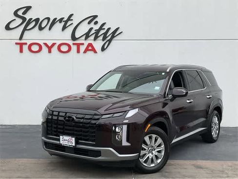 Used 2024 Hyundai Palisade SEL image 1
