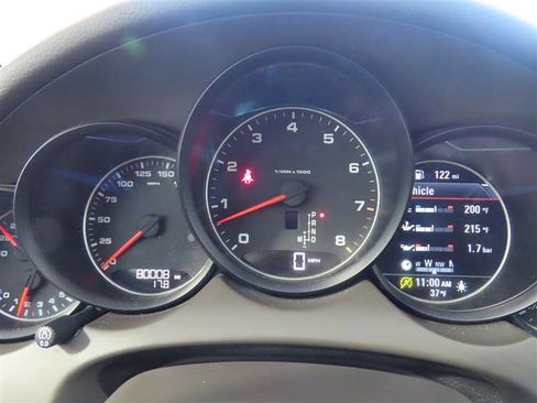 Used 2017 Porsche Cayenne Platinum Edition w/ Premium Package Plus (PJX) image 20