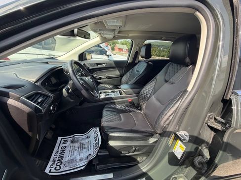 Used 2023 Ford Edge Titanium w/ Equipment Group 301A AWD/4WD image 9