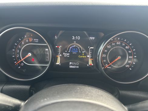 Used 2020 Jeep Gladiator Overland AWD/4WD image 20