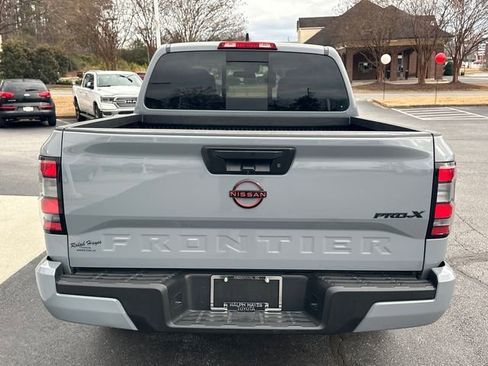 Used 2024 Nissan Frontier Pro-X image 4