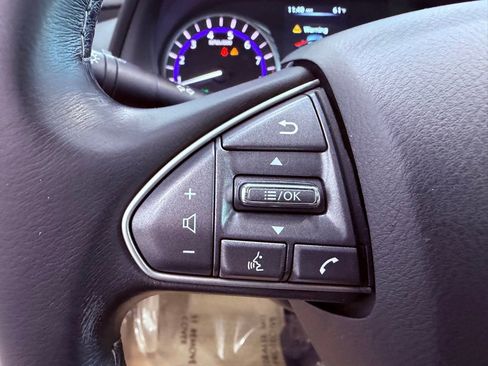 Used 2015 INFINITI Q50 Premium w/ Navigation Package image 21