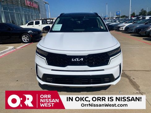 Used 2022 Kia Sorento SX image 8