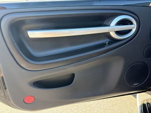 Used 2005 Chevrolet SSR w/ Preferred Equipment Group image 15