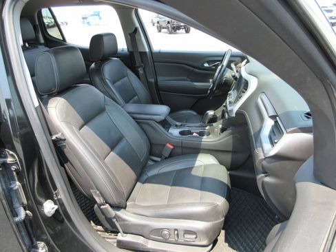 Certified 2019 GMC Acadia SLT FWD image 23
