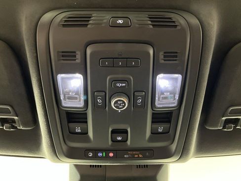 Used 2022 Cadillac Escalade Sport Platinum w/ LPO, ONYX Package AWD/4WD image 32