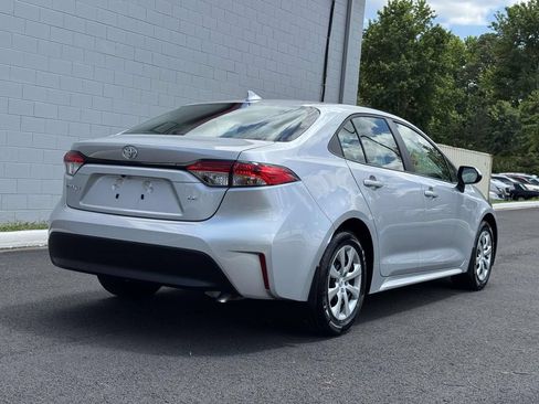 Used 2026 Toyota Corolla LE FWD image 21
